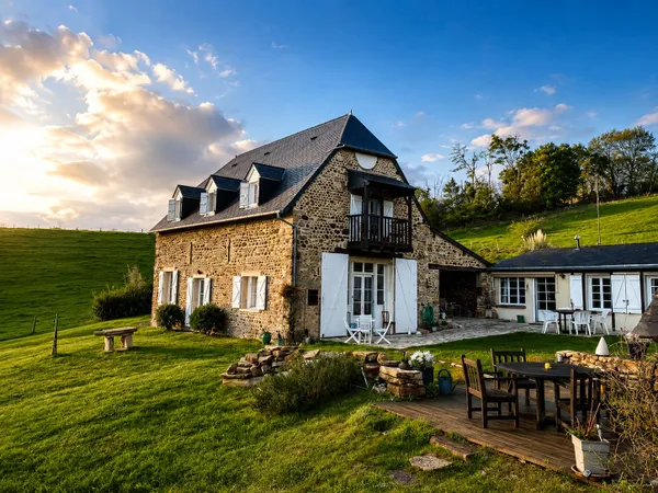 Vends maison avec studio indépendant - 170m²