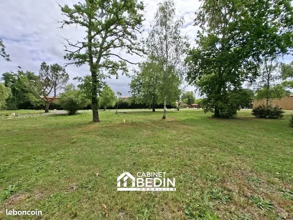 Terrain 200 m² Ares