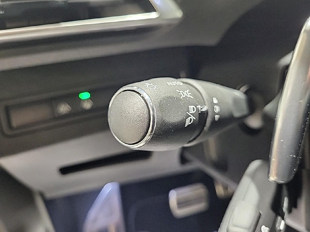 Peugeot 3008 puretech 130ch s&s eat8 gt — photo 20