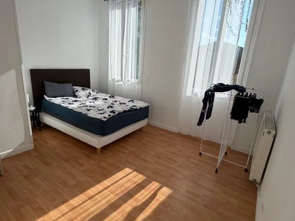 Location d'un appartement T3 meublé situé au centre ville de Moissac