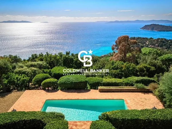 Villa de charme avec vue mer panoramique et piscine - Un cadre de vie privilégié