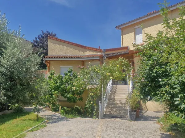 Grande maison familiale emplacement privilégie