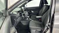 Toyota Yaris Cross 116h Design MY22 — photo 12