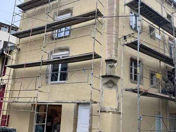 URGENT - Immeuble de 240 m² en plein centre-ville de