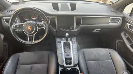 Porsche Macan 2.0 252 PDK - . – 2017 – 88954 km – Essence – Boîte Automatique — photo 22