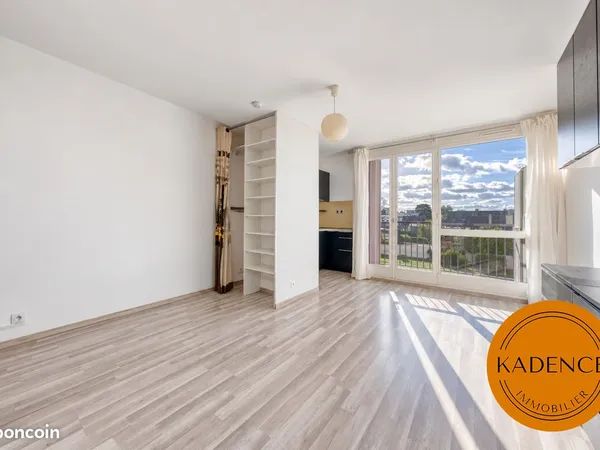 Studio 1 pièce 29 m²