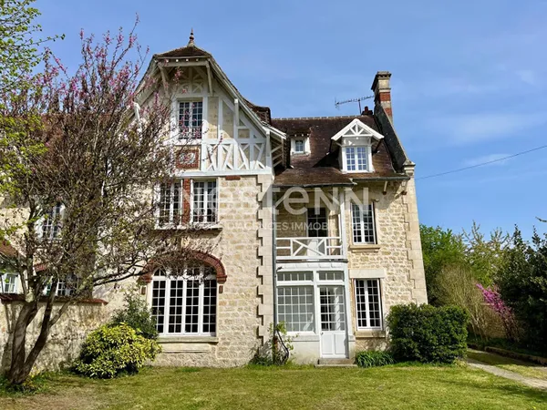 Maison de caractère à vendre à Auvers-sur-Oise - 6 chambres - environ 200 m² habitables