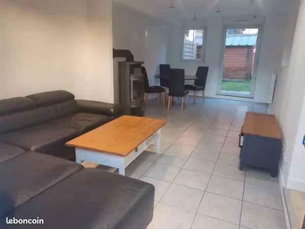Location appartement meublé avec jardin eau et électricité compris