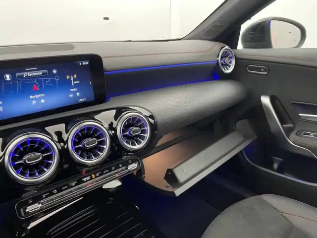 Mercedes Cla coupé 250 e hybrid eq 8g-dct — photo 34