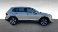 Volkswagen Tiguan 2.0 TDI 150ch BlueMotion Technology Carat Exclusive 4Motion DSG7 — photo 4