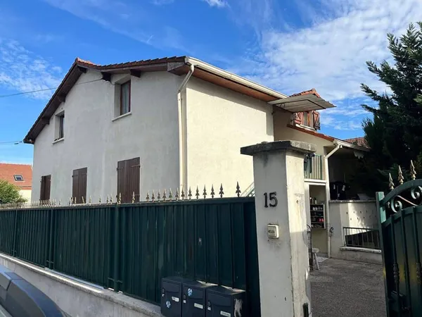 Immeuble 193 m²