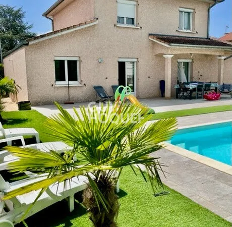 Maison La Boisse 6 pièce(s) 144 m²