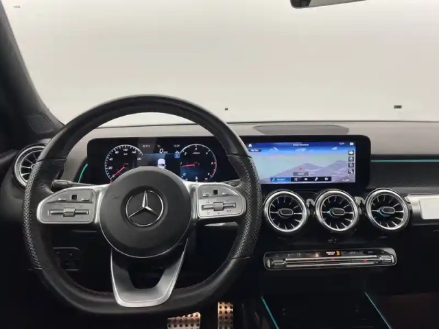 Mercedes Glb 200 d 8g-dct — photo 22
