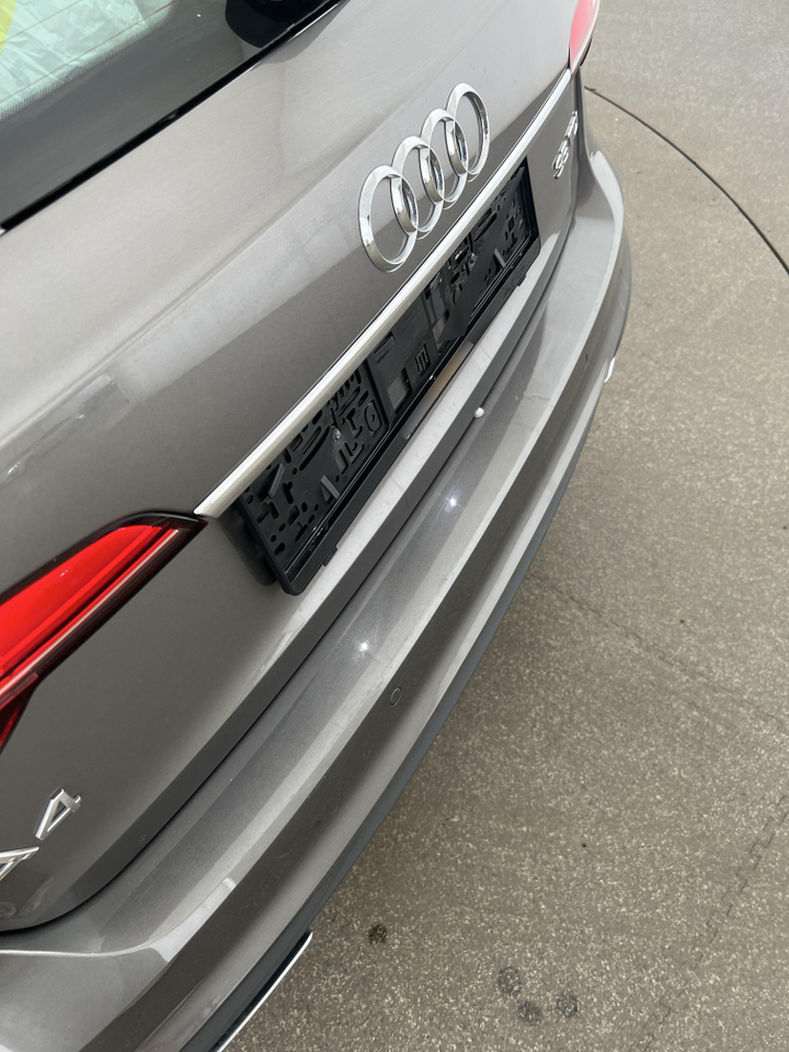 Audi A4 Avant — photo 33