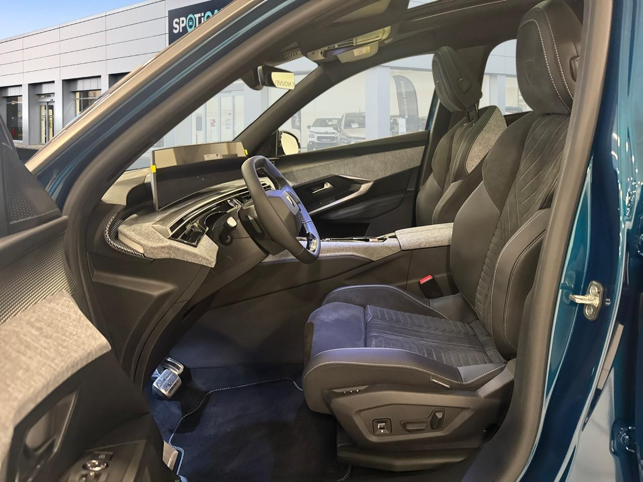 Peugeot 5008 hybride rechargeable plug-in 195ch gt e-dcs7 — photo 9