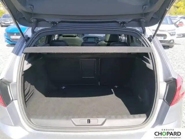 Peugeot 308 puretech 130ch s&amp;s eat8 — photo 6