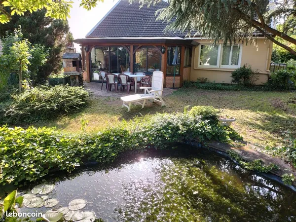 Maison avec Jardin très bien placé et calme
