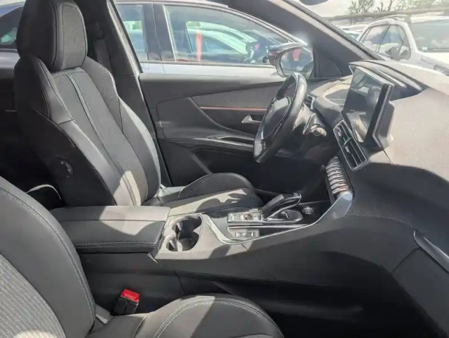 Peugeot 3008 bluehdi 130ch s&amp;s eat8