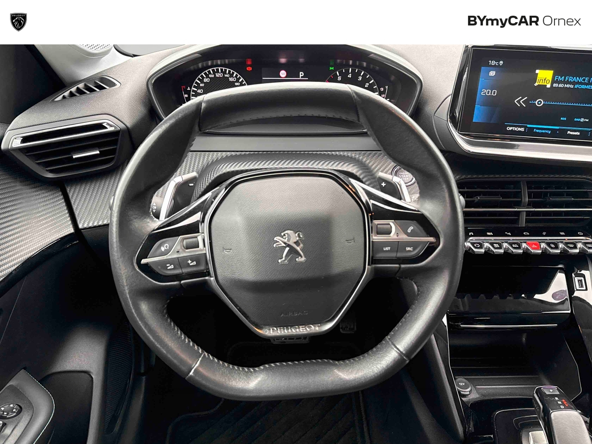 Peugeot 208 PureTech 100 S&amp;S EAT8 — photo 10