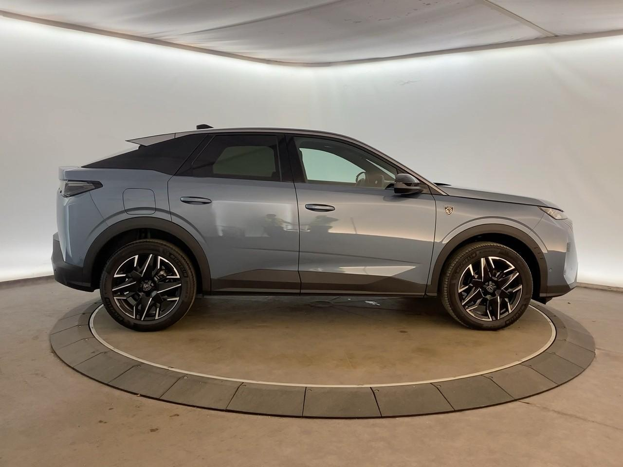 Peugeot 3008 hybrid 145 e-dcs6 gt — photo 4