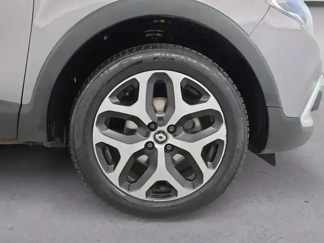 Renault Captur tce 130 fap — photo 159