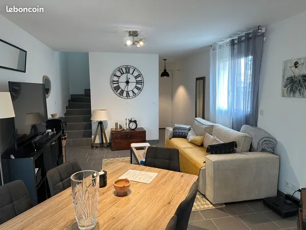 Loue maison T4