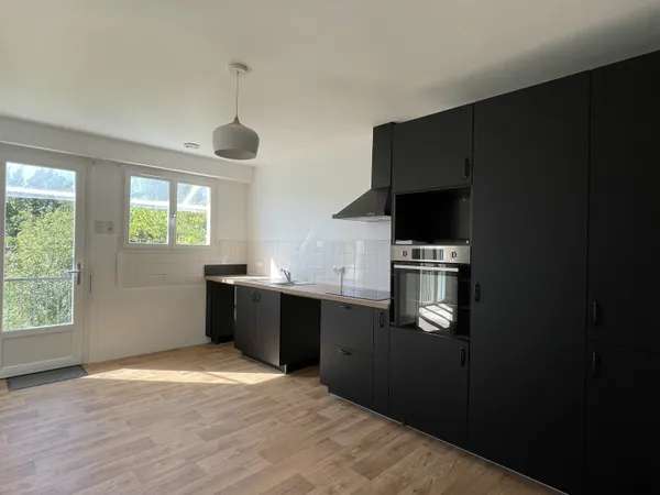 APPARTEMENT T4 - A LOUER LA ROCHE-SUR-YON