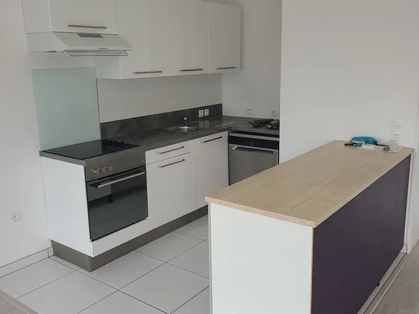 Appartement T3 70m2 dernier étage terrasse