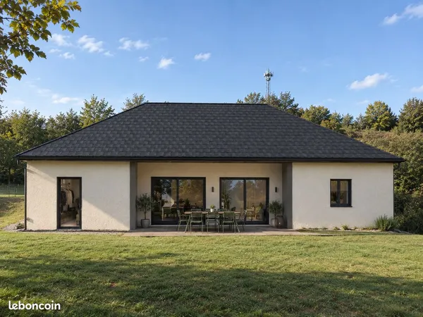 Maison neuve bioclimatique ossature bois, à construire