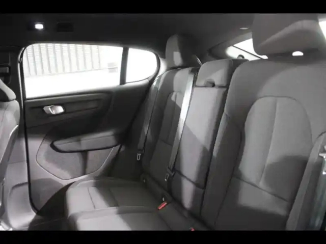 Volvo C40 recharge extended range 252ch ultimate — photo 14