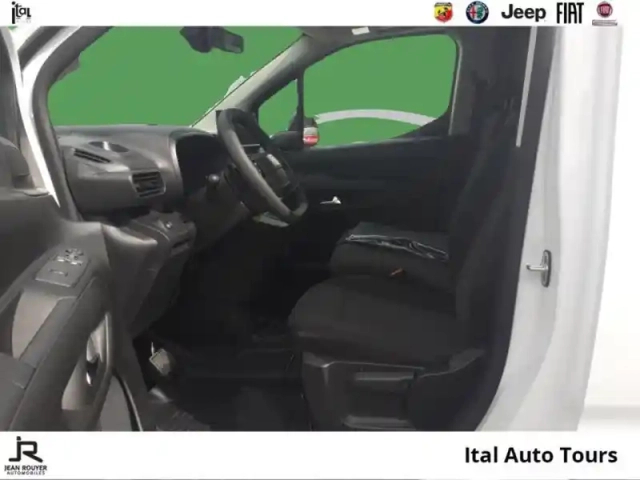 Fiat Doblo fg m diesel 130ch automatique pack premium connect 19990? ht — photo 10