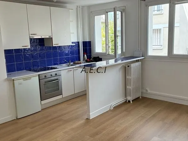 Studio 1 pièce 27 m²