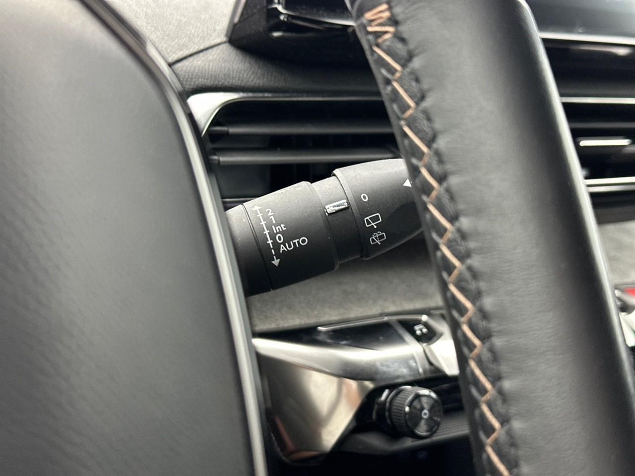 Peugeot 3008 puretech 130ch s&s bvm6 gt — photo 21