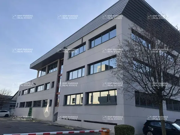 Bureaux 1395 m²