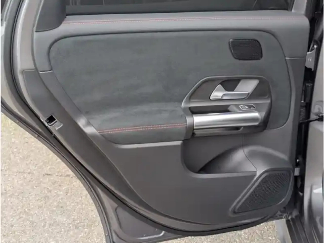 Mercedes Classe B 250 e — photo 18