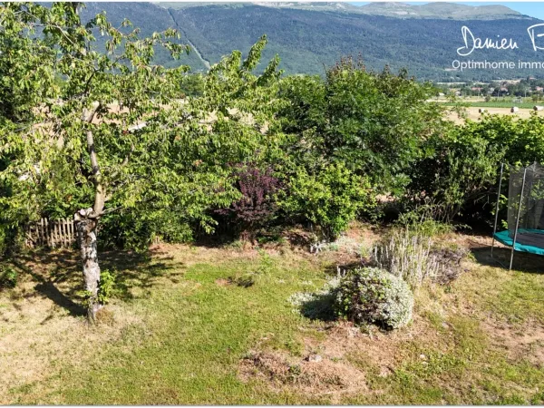 Terrain 482 m²