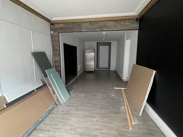 Local commercial à louer et vente