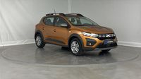 Dacia Sandero 1.0 TCe 90ch Stepway Expression CVT — photo 3