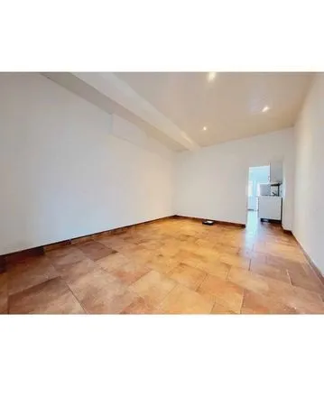 Maison une chambre et extérieur à louer 550