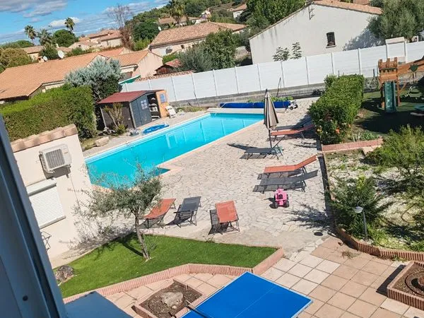 Grande maison familiale de 230m2 avec piscine - Lignan-sur-Orb