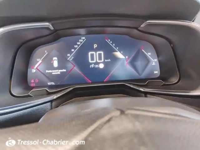 Ds Ds 7 ds7 crossback bluehdi 180 eat8 performance line+ — photo 14