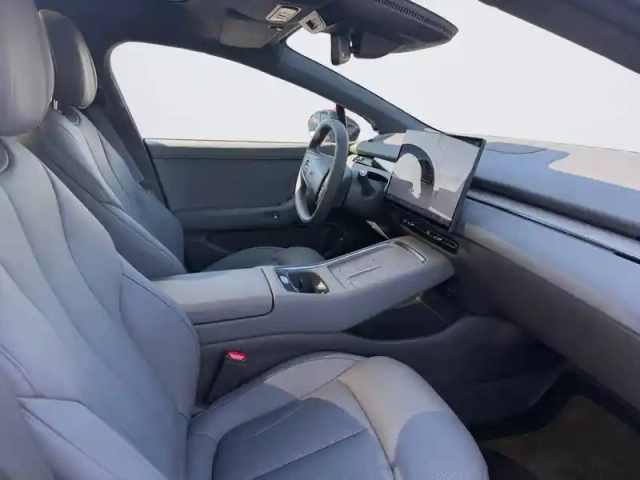Xpeng P7 + autonomie etendue — photo 15