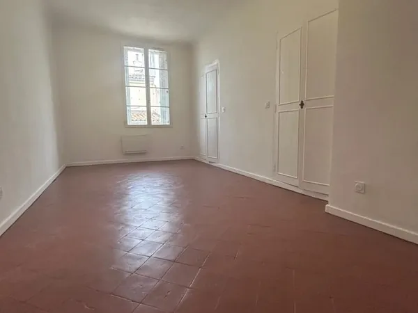 Location T2/3 rénové Aix en Provence Centre ville