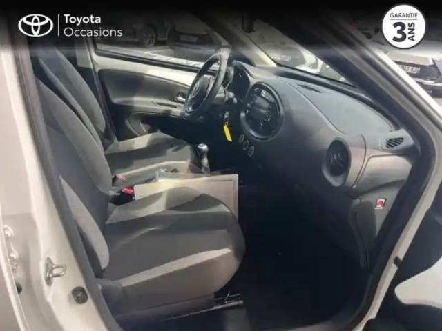 Toyota Aygo X 1.0 vvt-i 72ch dynamic — photo 6