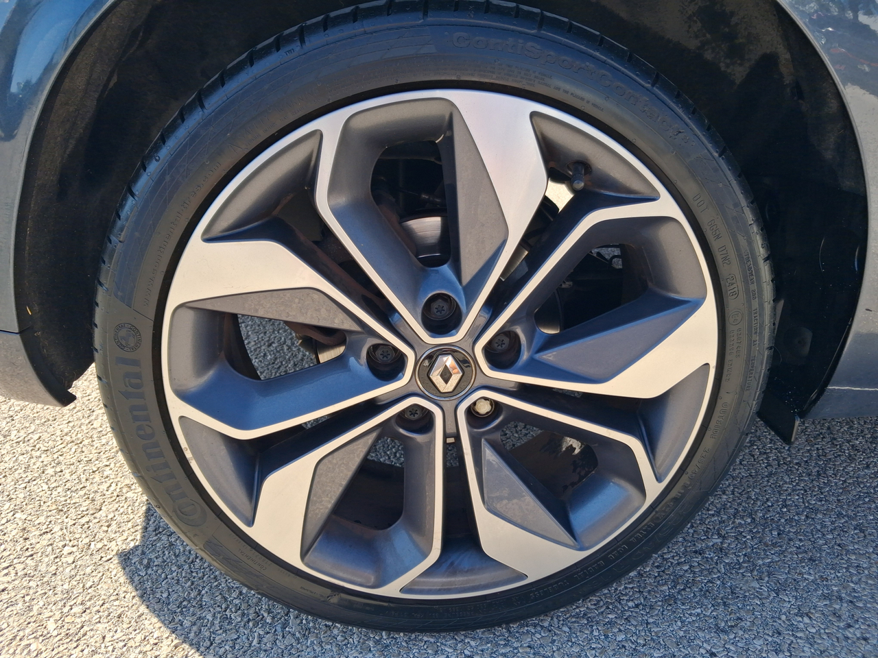 Renault Mégane IV Berline TCe 140 Energy EDC — photo 57