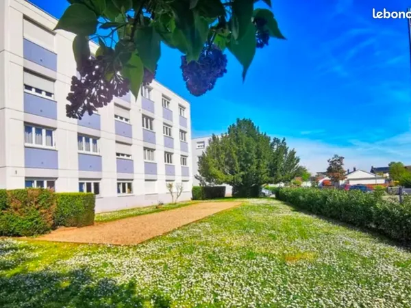 Vends spacieux F4/F5 à ILLKIRCH