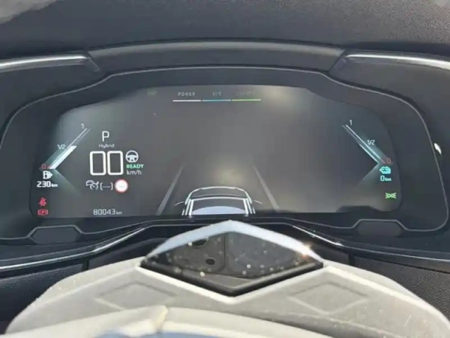 Ds Ds 7 crossback e-tense 4x4 300ch louvre — photo 10