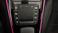 Mercedes Gla 200 d 150ch AMG Line 8G-DCT — photo 26