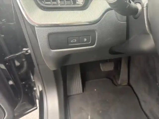 Volvo Xc60 t6 hybride rechargeable 253 + 145ch ultra style dark geartronic 8 awd — photo 13