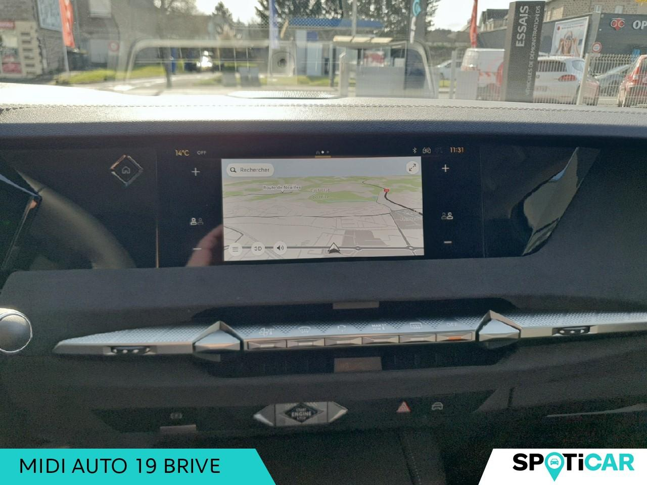 Ds Ds 4 bluehdi 130ch etoile automatique alcantara sieges — photo 18